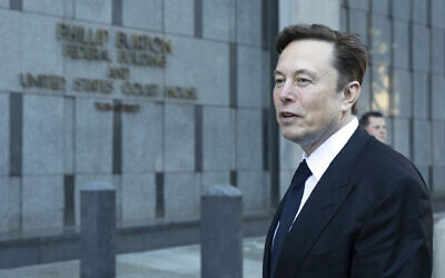 Elon Musk departs the Phillip Burton Federal Building and United States Court House in San Francisco, January 24, 2023. (Benjamin Fanjoy/AP)